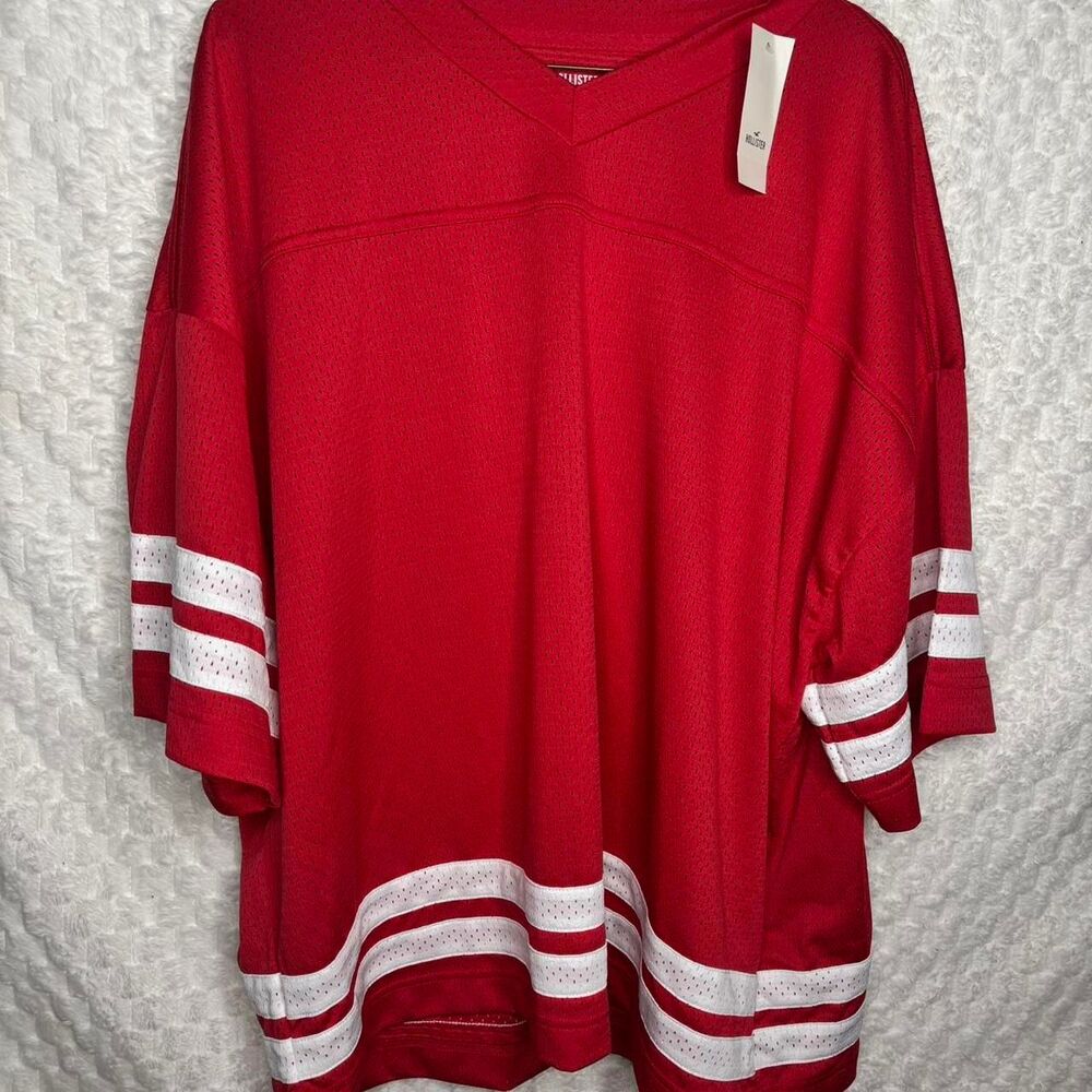 Hollister-co Women's Red Crop-top